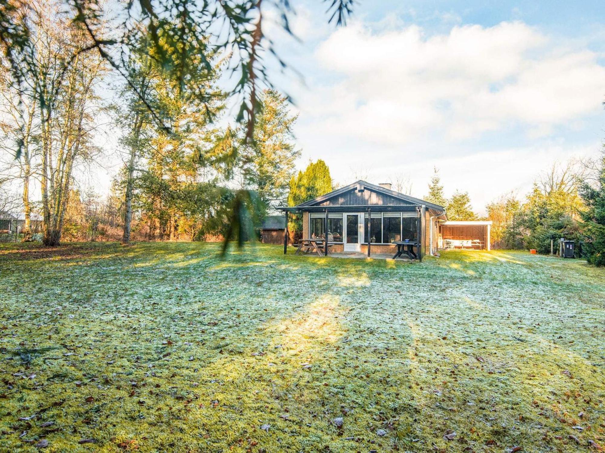 2 Person Holiday Home In Tarm Fjerbæk Extérieur photo