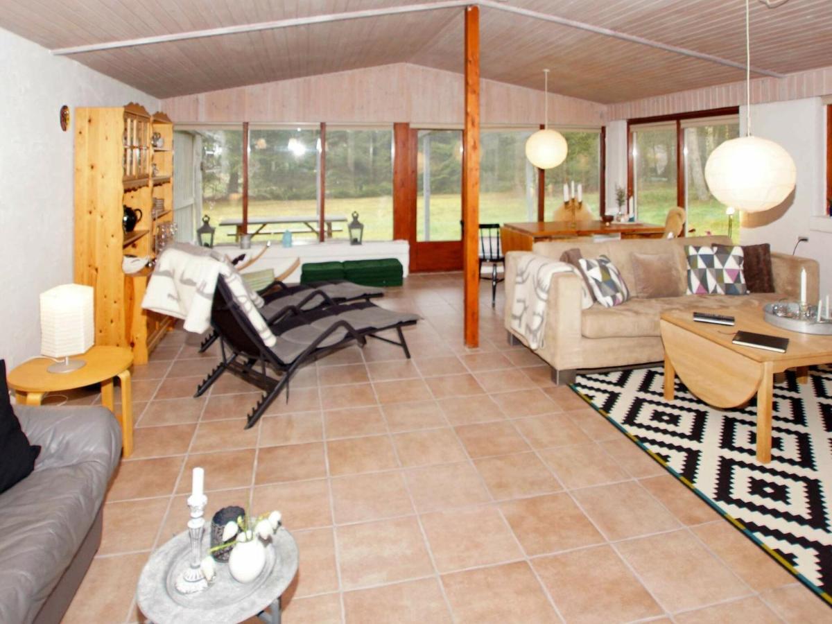 2 Person Holiday Home In Tarm Fjerbæk Extérieur photo